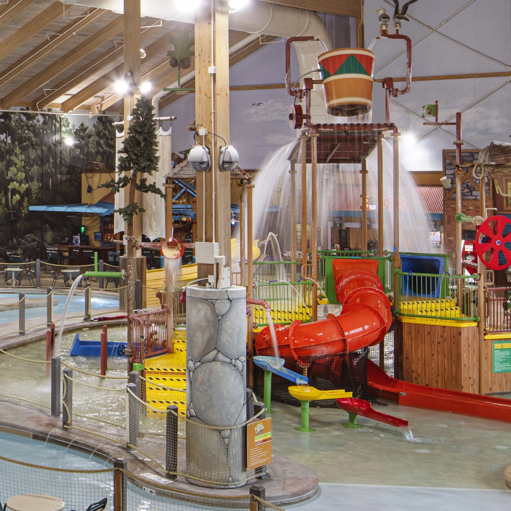 Great Wolf Lodge New England Waterpark
